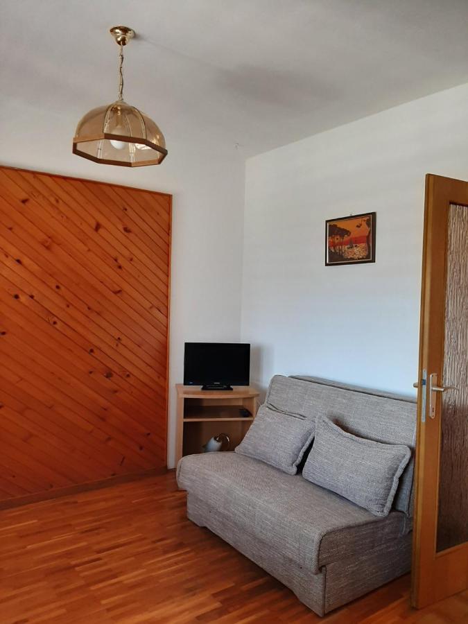 Apartments Grozdana Crikvenica Exteriör bild