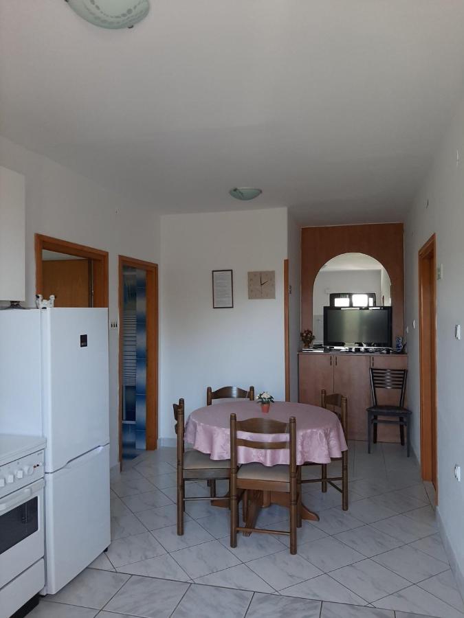 Apartments Grozdana Crikvenica Exteriör bild